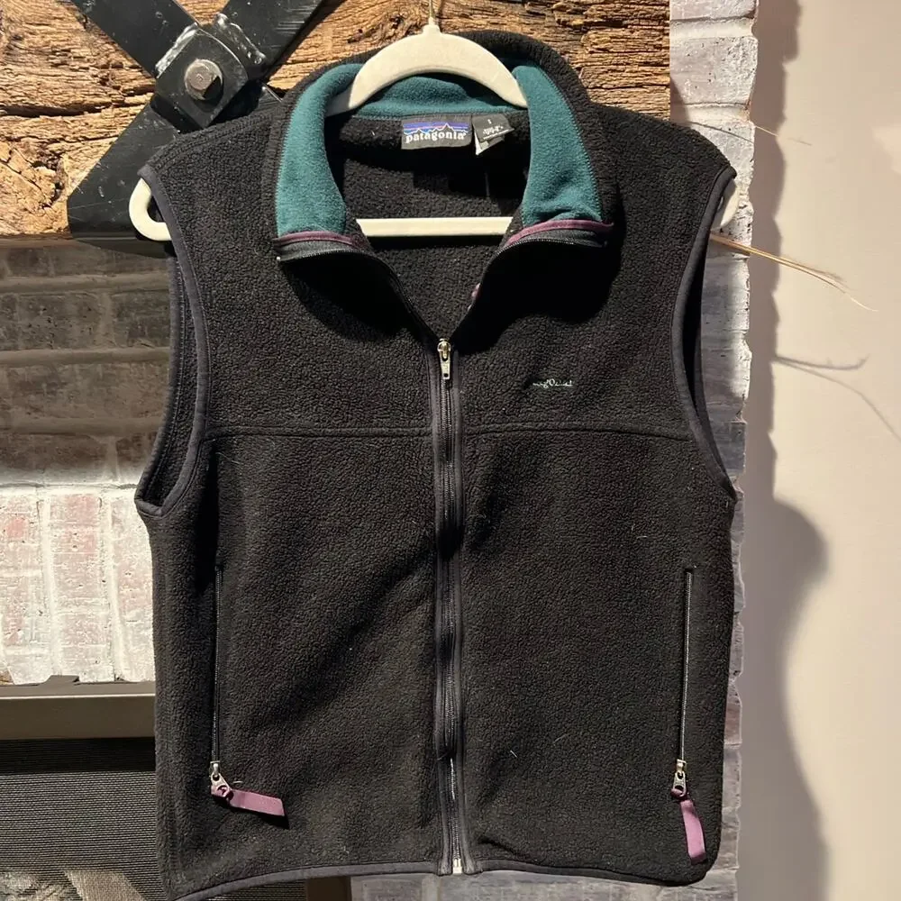 Patagonia men’s vest size small‎